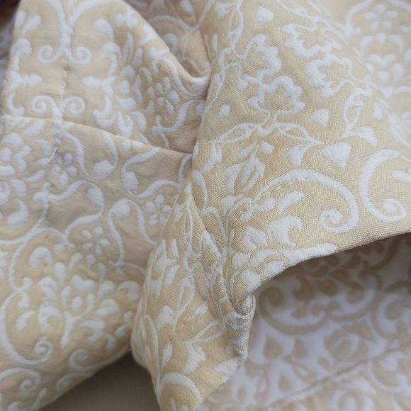 TRIXIE + LULU Brocade Floral Print High Rise Shorts,‎ size 13, Beige - Picture 5 of 11